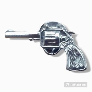Vintage Silver Revolver Pistol Hat Lapel Pin Button